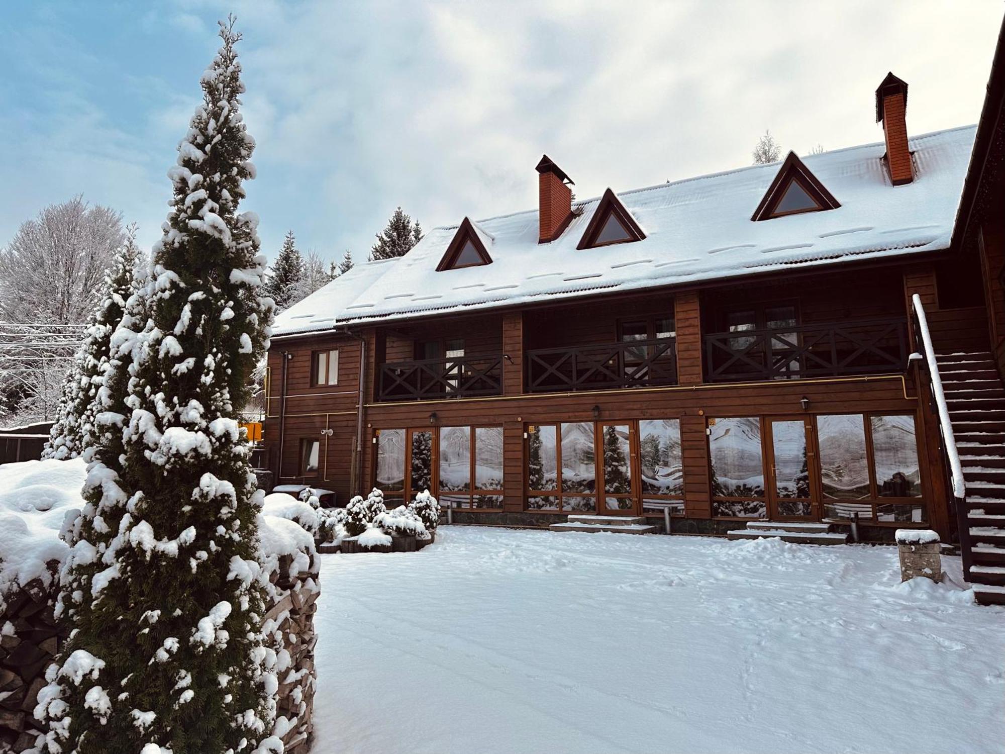 Chalet Filvarok Slavske Luaran gambar