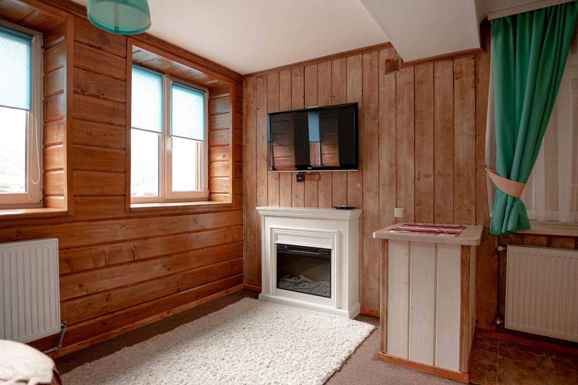 Chalet Filvarok Slavske Luaran gambar