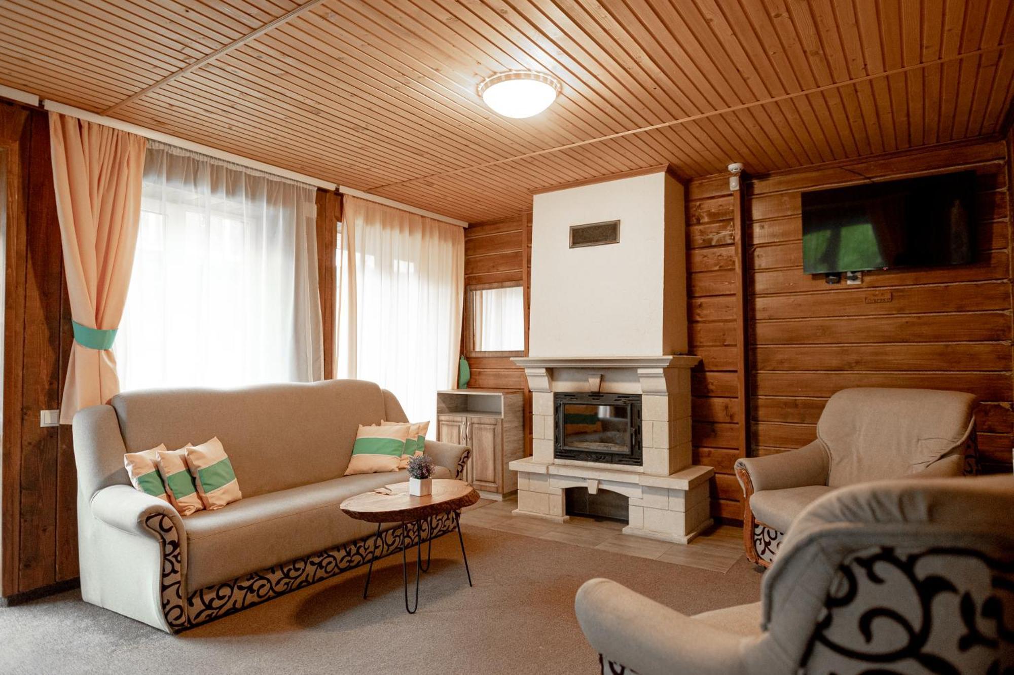 Chalet Filvarok Slavske Luaran gambar