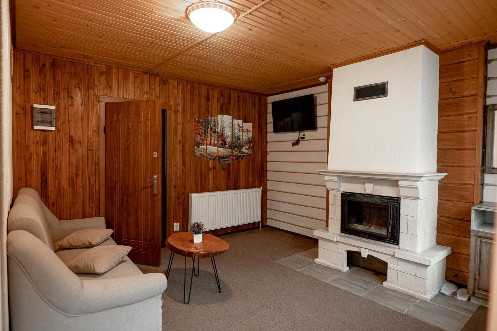 Chalet Filvarok Slavske Luaran gambar