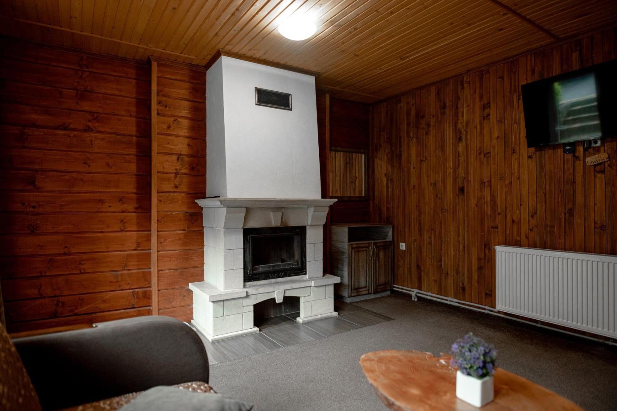 Chalet Filvarok Slavske Luaran gambar