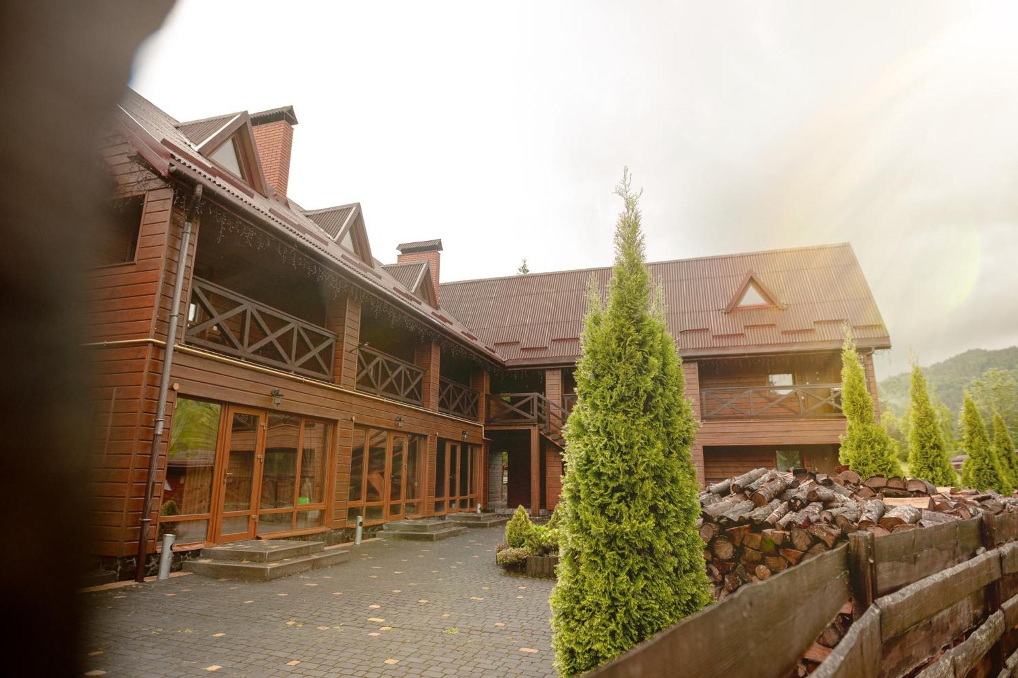 Chalet Filvarok Slavske Luaran gambar